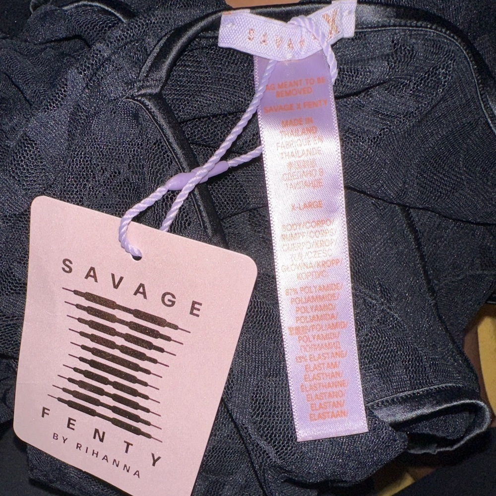Savage X Fenty Black Lace Bodysuit - Picture 7 of 7